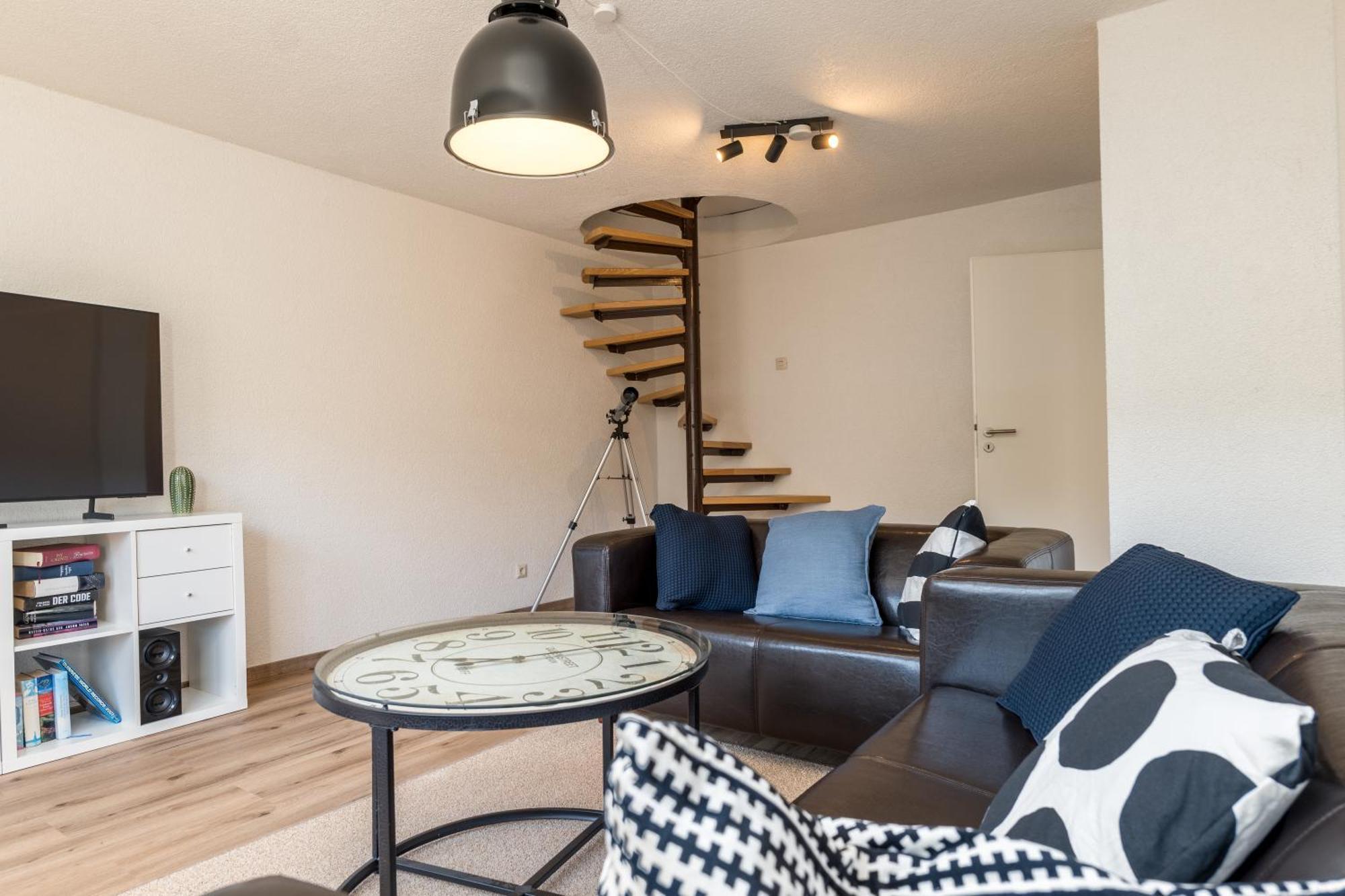 Riesling Appartement For 2 - 4 People - Billiards - Balcony With Mosel View - Parking - Wine Barrel Bar - Fully Equipped Kitchen - Netflix - Waiputv - 3 Km From Cochem Klotten Exterior photo
