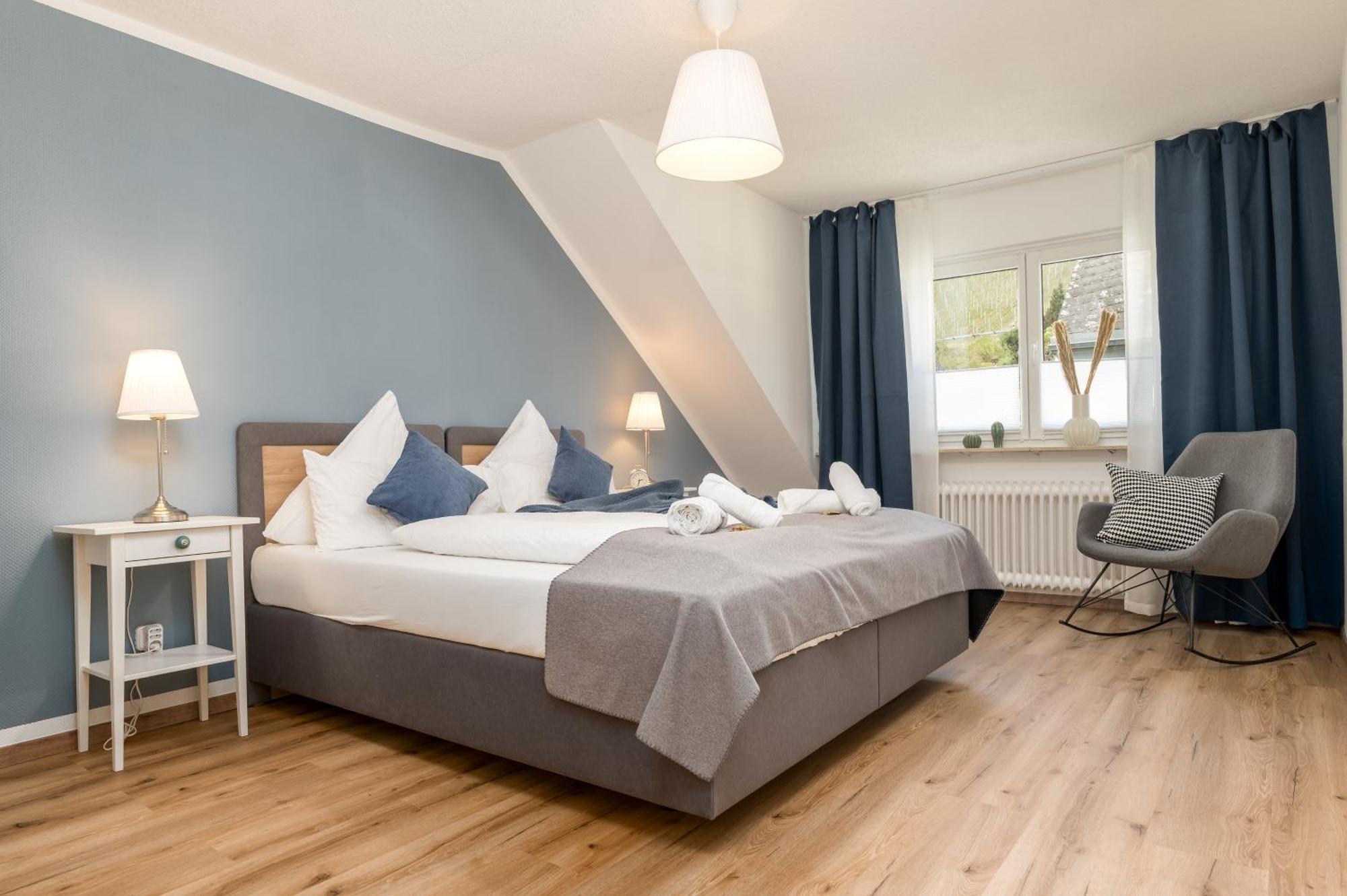 Riesling Appartement For 2 - 4 People - Billiards - Balcony With Mosel View - Parking - Wine Barrel Bar - Fully Equipped Kitchen - Netflix - Waiputv - 3 Km From Cochem Klotten Exterior photo